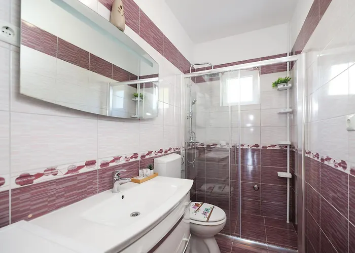 Ante With Jacuzzi & Seaview