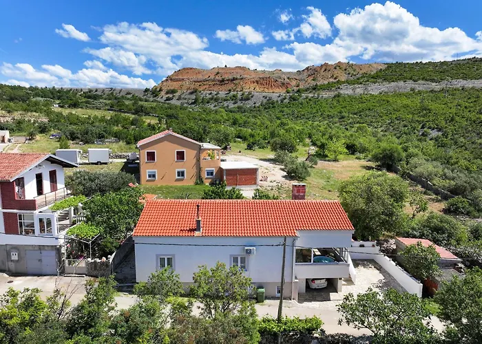 Apartment Ante With Jacuzzi & Seaview Rovanjska