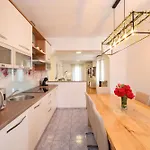 Ante With Jacuzzi & Seaview Apartament Rovanjska