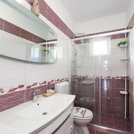 Ante With Jacuzzi & Seaview